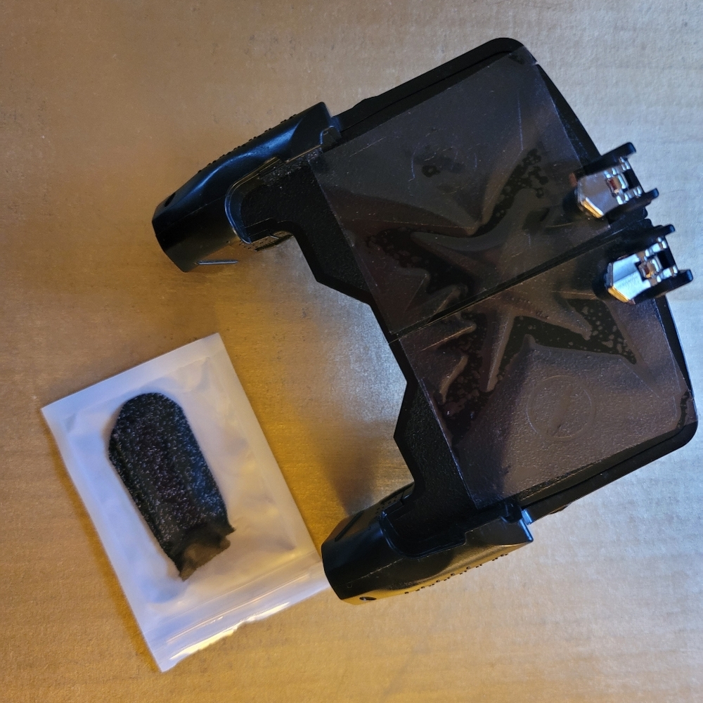 Cellphone Game Controller